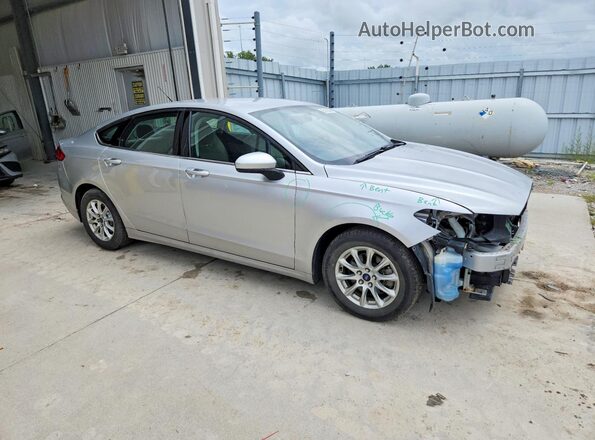 3FA6P0G7XHR244068 2017 FORD FUSION Silver Przód prawy