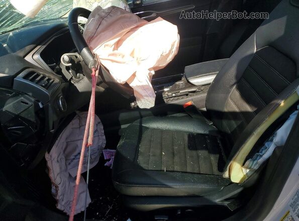 3FA6P0H70HR372995 2017 FORD FUSION White Вид салону спереду