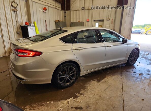 3FA6P0H70JR107922 2018 FORD FUSION Silver Задня права чверть
