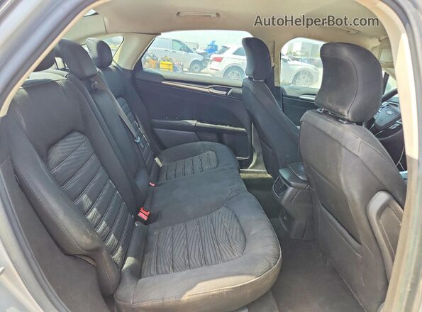 3FA6P0H71GR375256 2016 FORD FUSION Silver Вид задніх сидінь