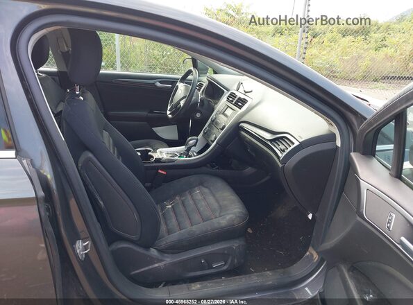 3FA6P0H72GR162588 2016 FORD FUSION Gray Vista interior delantera