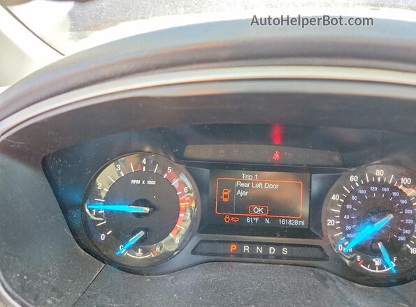 3FA6P0H72GR219288 2016 FORD FUSION Red ხელსაწყოთა პანელის ხედი