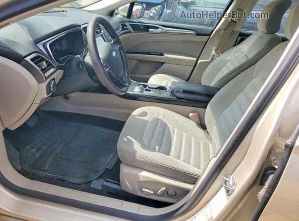 3FA6P0H72HR177271 2017 FORD FUSION Бежевый Вид салона спереди