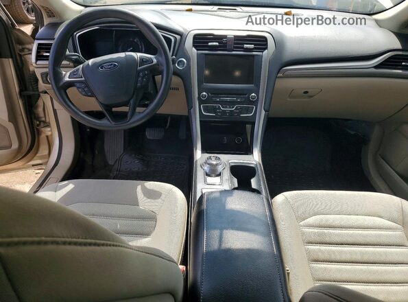 3FA6P0H72HR177271 2017 FORD FUSION Бежевый Вид панели приборов