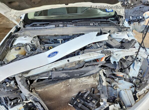3FA6P0H72HR359388 2017 FORD FUSION White Vista interior trasera