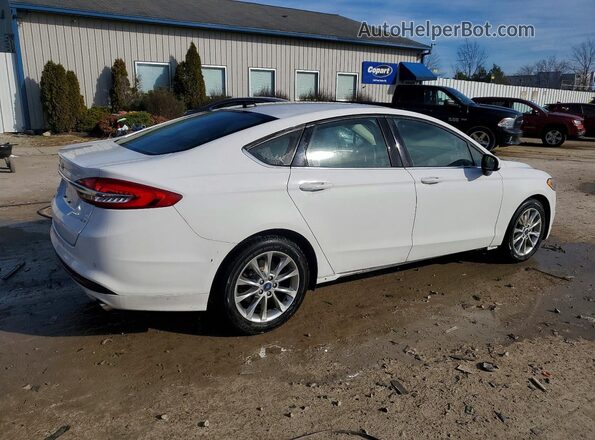3FA6P0H72HR401414 2017 FORD FUSION White Tył prawy
