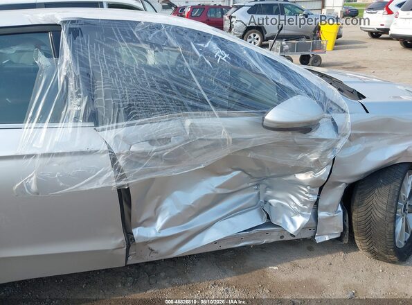 3FA6P0H73HR351591 2017 FORD FUSION Silver Widok wnętrza z przodu
