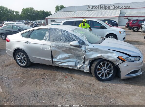 3FA6P0H73HR351591 2017 FORD FUSION Silver Widok wnętrza 360 stopni