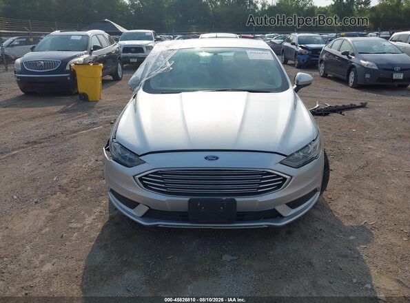 3FA6P0H73HR351591 2017 FORD FUSION Silver Widok wnętrza z tyłu