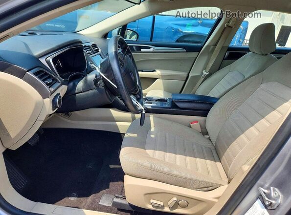 3FA6P0H73LR153926 2020 FORD FUSION Silver Front interior view