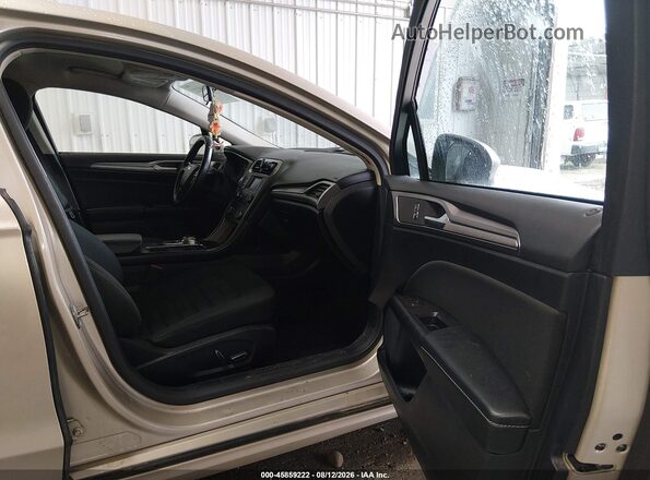 3FA6P0H74HR369162 2017 FORD FUSION Gold Vista interior delantera