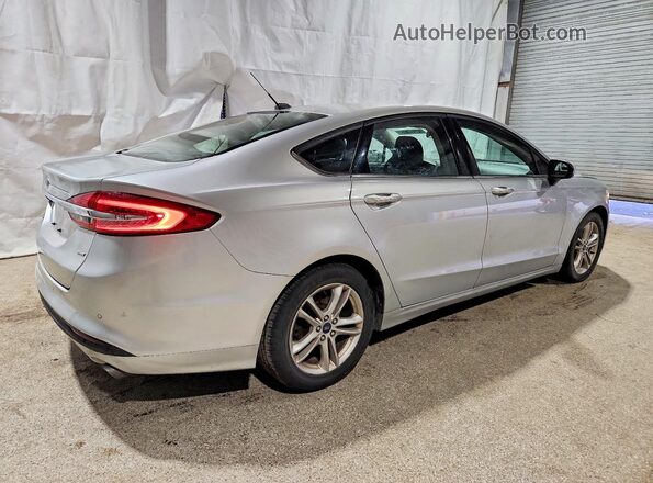 3FA6P0H74JR227593 2018 FORD FUSION Silver უკანა მარჯვენა
