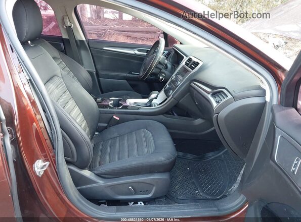 3FA6P0H75GR330451 2016 FORD FUSION Red Widok wnętrza z przodu
