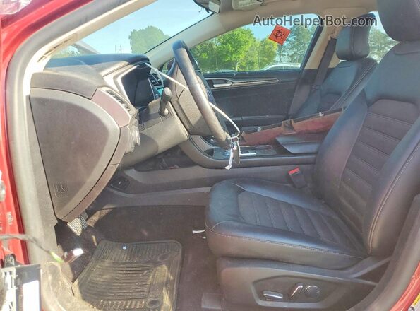 3FA6P0H75HR339913 2017 FORD FUSION Красный Вид салона спереди