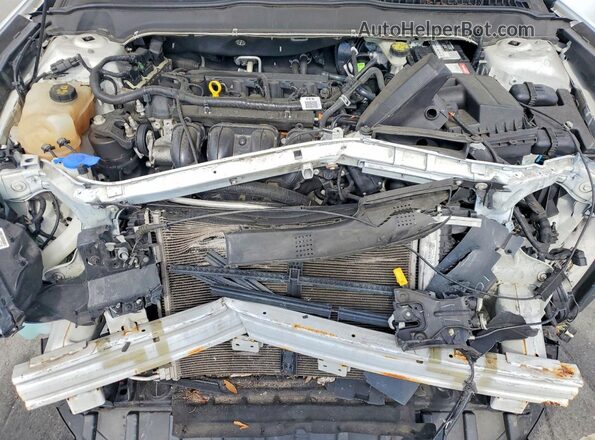 3FA6P0H76GR218855 2016 FORD FUSION White Widok wnętrza z tyłu