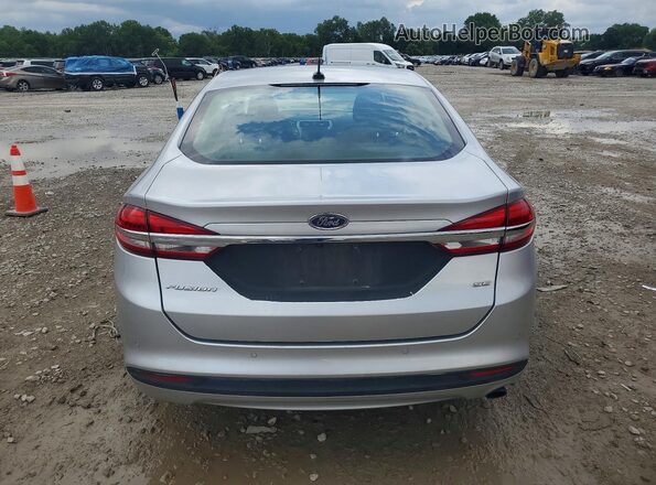 3FA6P0H76HR260461 2017 FORD FUSION Серебряный Вид сзади