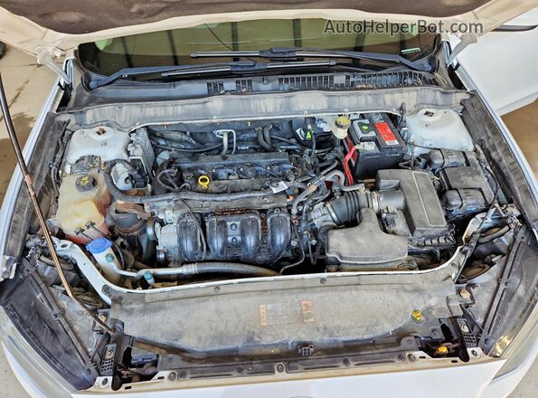 3FA6P0H76HR278068 2017 FORD FUSION White Widok wnętrza z tyłu
