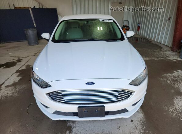 3FA6P0H76HR278068 2017 FORD FUSION White Widok z przodu