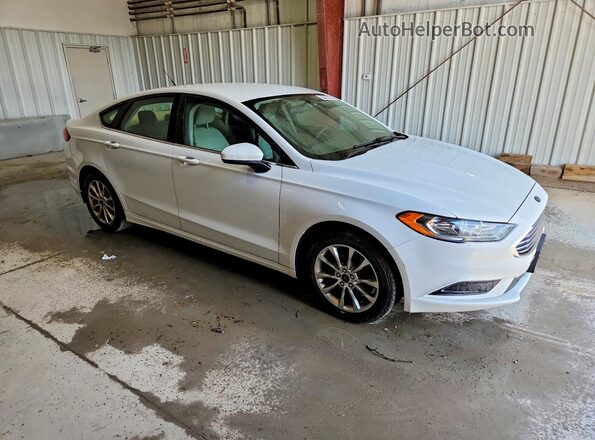 3FA6P0H76HR278068 2017 FORD FUSION White Przód prawy