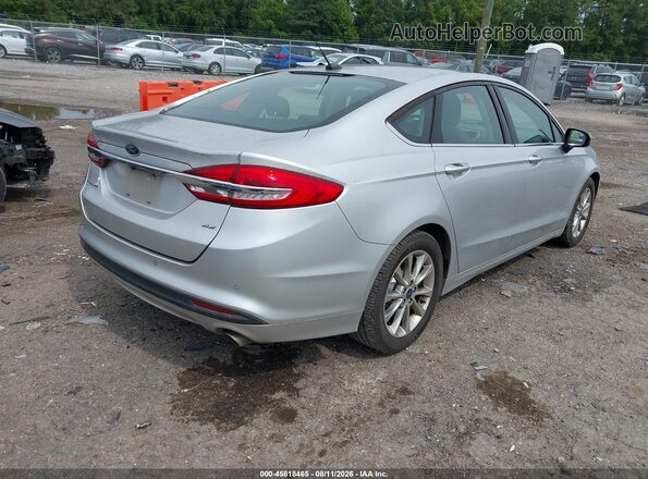 3FA6P0H76HR345039 2017 FORD FUSION Silver Trasero derecho
