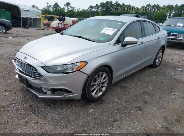 3FA6P0H76HR345039 2017 FORD FUSION Silver Vista tres cuartos delantera izquierda