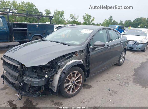 3FA6P0H76HR372872 2017 FORD FUSION Gray Przód lewy