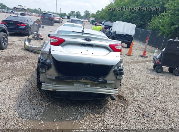 3FA6P0H77GR334128 2016 FORD FUSION Silver Widok z przodu