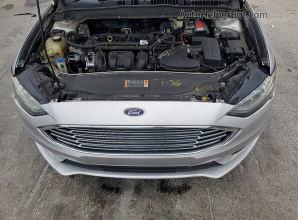 3FA6P0H77HR164418 2017 FORD FUSION Silver Rear interior view
