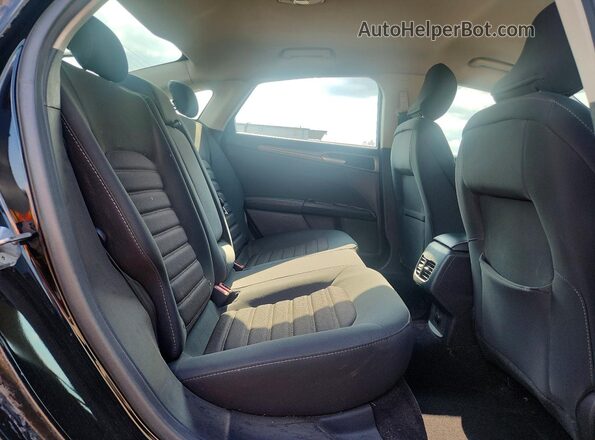 3FA6P0H77HR227162 2017 FORD FUSION Black Widok tylnych siedzeń