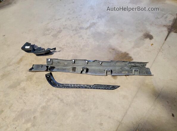3FA6P0H77HR346037 2017 FORD FUSION Black Engine compartment view