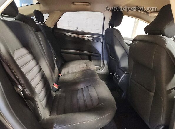 3FA6P0H77HR391270 2017 FORD FUSION Gray Widok tylnych siedzeń