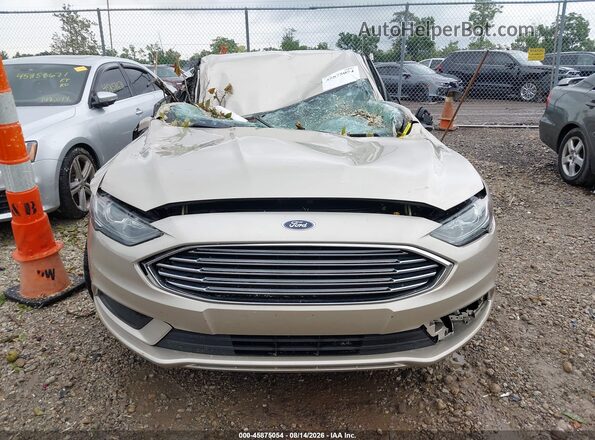 3FA6P0H78HR143657 2017 FORD FUSION Золотой Вид панели приборов