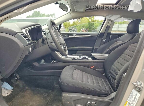 3FA6P0H79GR129006 2016 FORD FUSION Бежевый Вид салона спереди