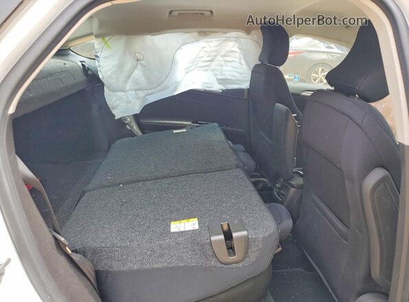 3FA6P0H79GR295879 2016 FORD FUSION White Vista de los asientos traseros