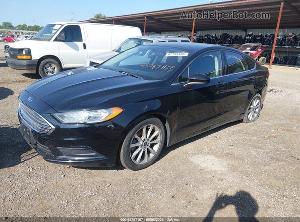 3FA6P0H79HR155381 2017 FORD FUSION Черный Передняя левая четверть