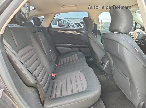 3FA6P0H79HR397829 2017 FORD FUSION Gray Հետևի նստատեղերի տեսք