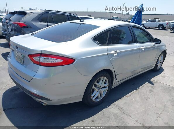 3FA6P0H7XGR147661 2016 FORD FUSION Серебряный Задняя правая четверть
