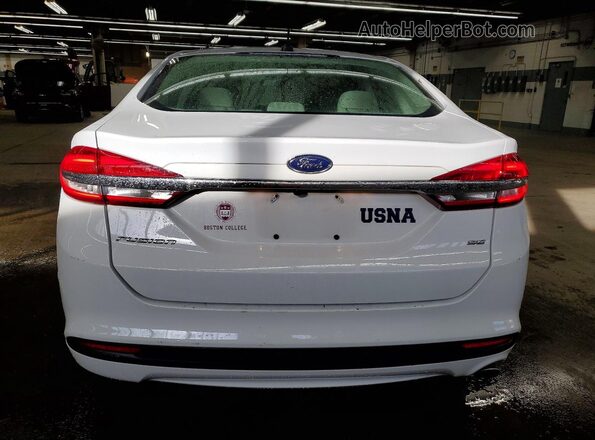 3FA6P0H7XJR221104 2018 FORD FUSION White უკანა ხედი