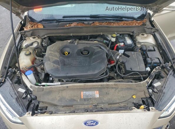 3FA6P0H95JR160164 2018 FORD FUSION Gold Rear interior view