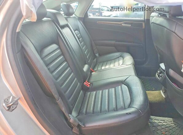 3FA6P0H96GR211695 2016 FORD FUSION Silver Вид задніх сидінь