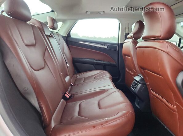 3FA6P0HD0GR201846 2016 FORD FUSION White Vista de los asientos traseros