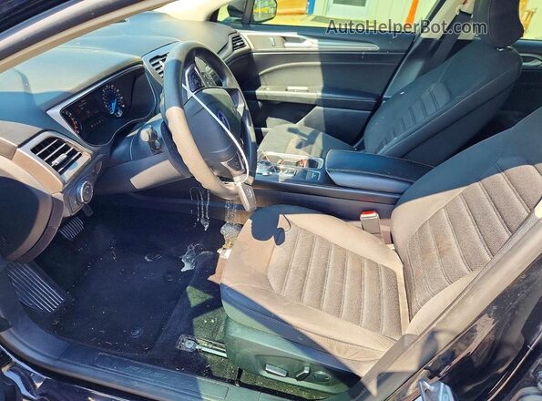 3FA6P0HD0JR195196 2018 FORD FUSION Черный Вид салона спереди