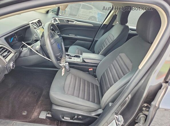 3FA6P0HD0JR251220 2018 FORD FUSION Gray Вид салону спереду