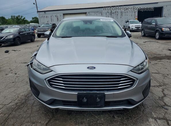 3FA6P0HD1LR144423 2020 FORD FUSION Silver Widok z przodu