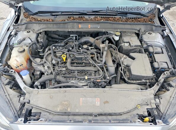 3FA6P0HD1LR144423 2020 FORD FUSION Silver Widok wnętrza z tyłu