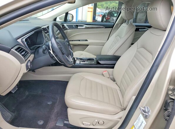 3FA6P0HD2HR320273 2017 FORD FUSION Tan Вид салону спереду