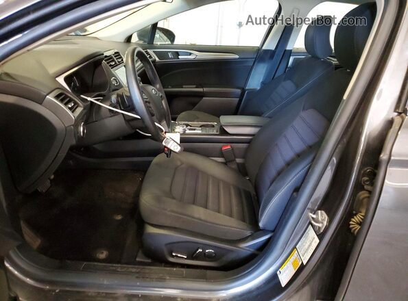 3FA6P0HD2JR158697 2018 FORD FUSION Gray Vista interior delantera