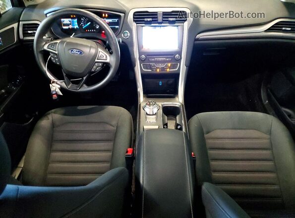 3FA6P0HD2JR158697 2018 FORD FUSION Gray Vista del salpicadero