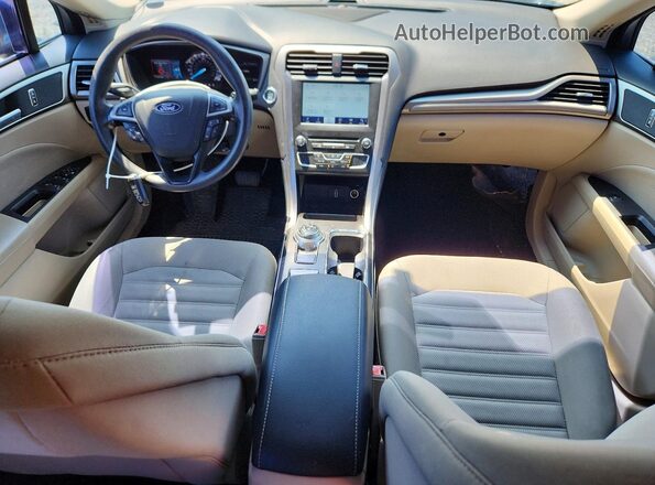3FA6P0HD2JR160207 2018 FORD FUSION Blue Widok deski rozdzielczej