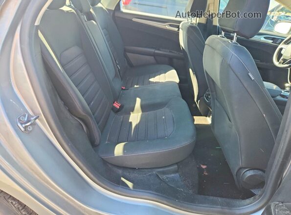 3FA6P0HD2LR134550 2020 FORD FUSION Silver Vista de los asientos traseros